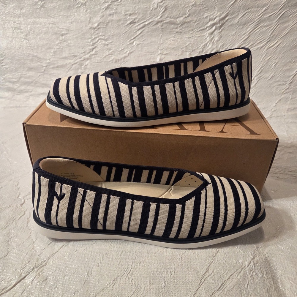VIVAIA Navy Cream Striped Square Toe All-Day Standing Flats EU 39 US 8 - Picture 16 of 16